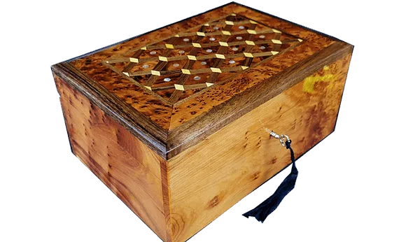 T115- Inlaid Jewelry Box. Cufflinks storage. Mother Pearl. 10.2x7.4x4.7"