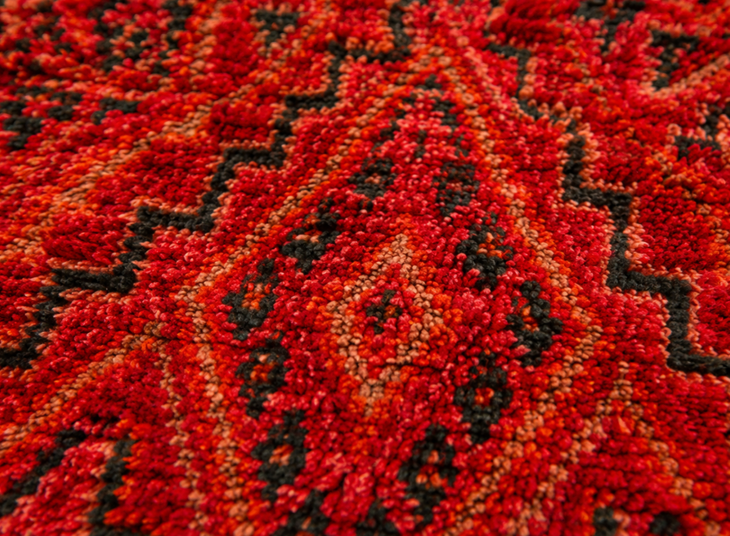 Amal Vintage Moroccan Rug 100% wool -7.5x5.9 ft/ 230x180cm