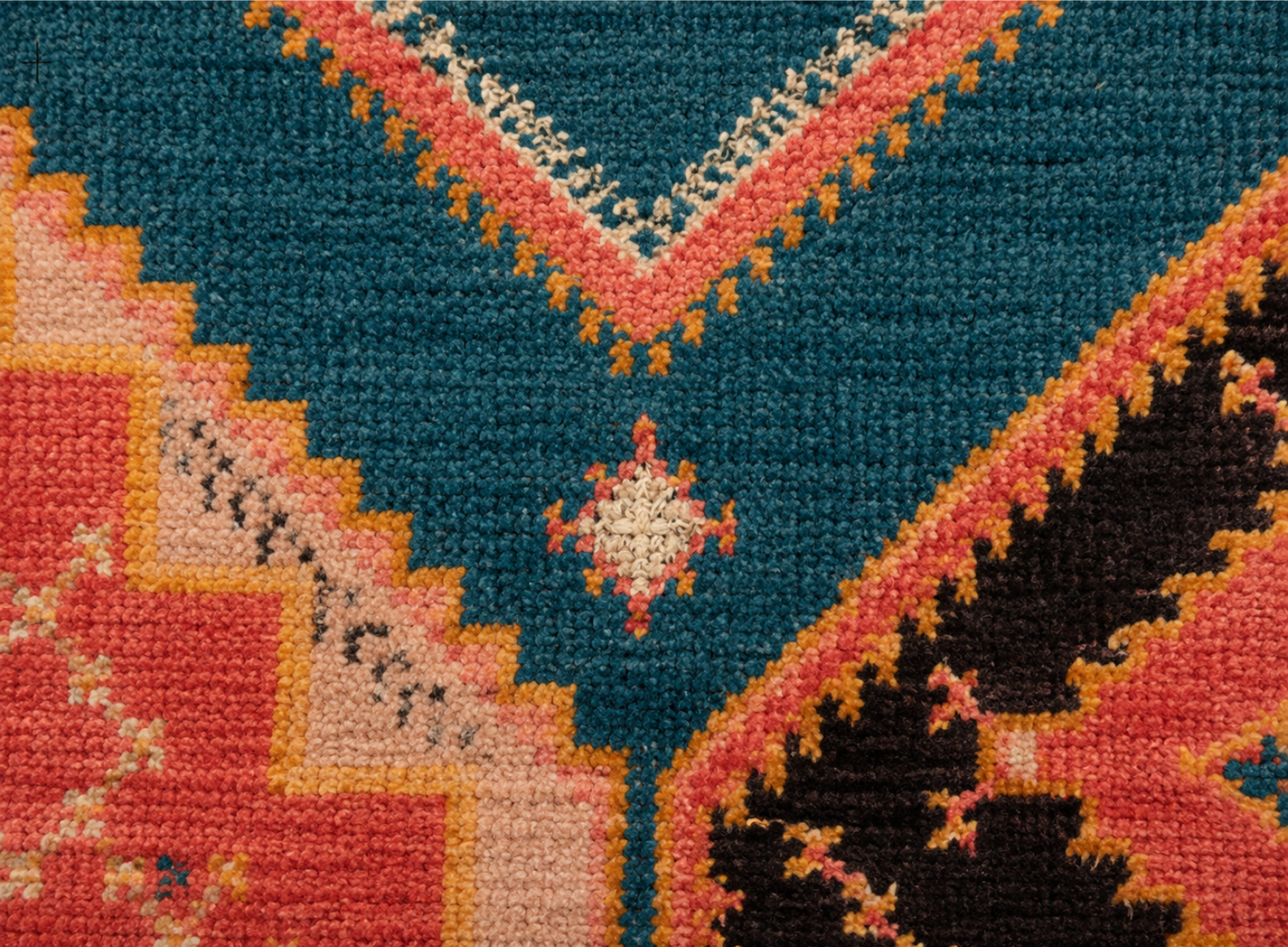 Varda Moroccan Rug 235 x 135 cm