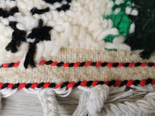 Cream Clourful Authentic Beni Ouarain Moroccan Rug 100%wool =7.8x4.5ft // 240x140 cm