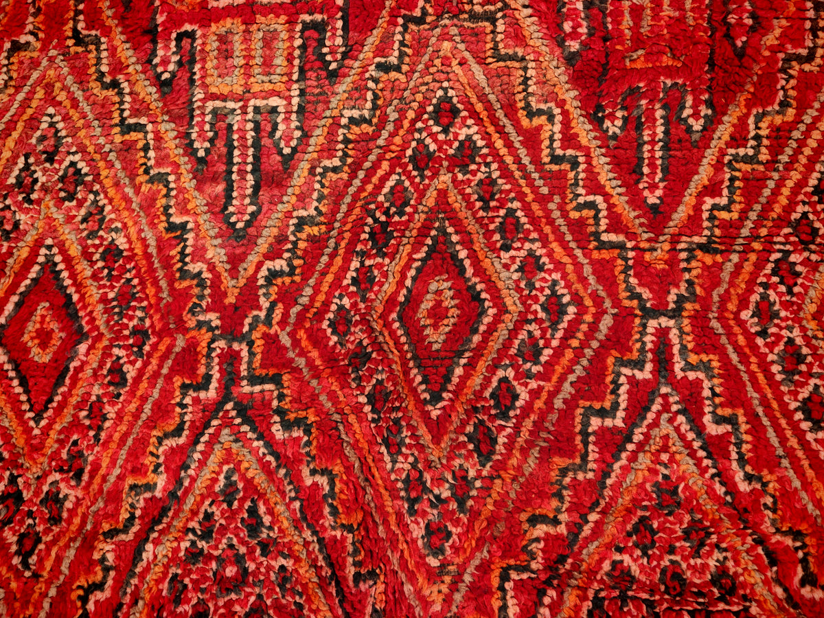 Amal Vintage Moroccan Rug 100% wool -7.5x5.9 ft/ 230x180cm