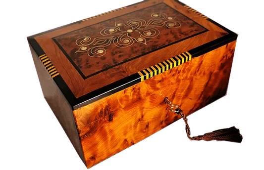 T132- 25% Stylish Inlaid Jewelry Box. 7.8x5.5x3". 20x14x10cm