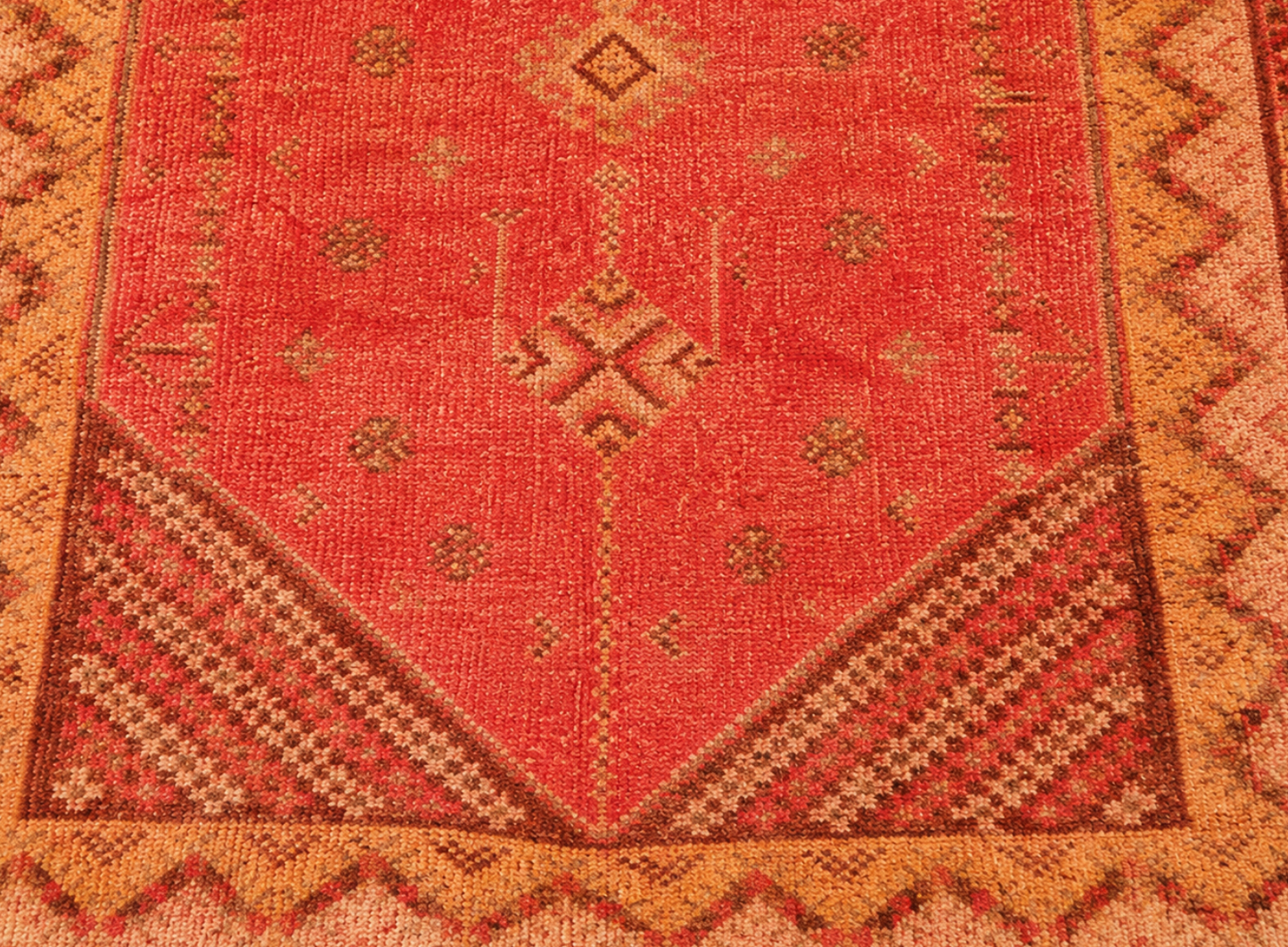Safia Vintage Moroccan Taznakht Rug  7.0x4.9/ 215x120cm