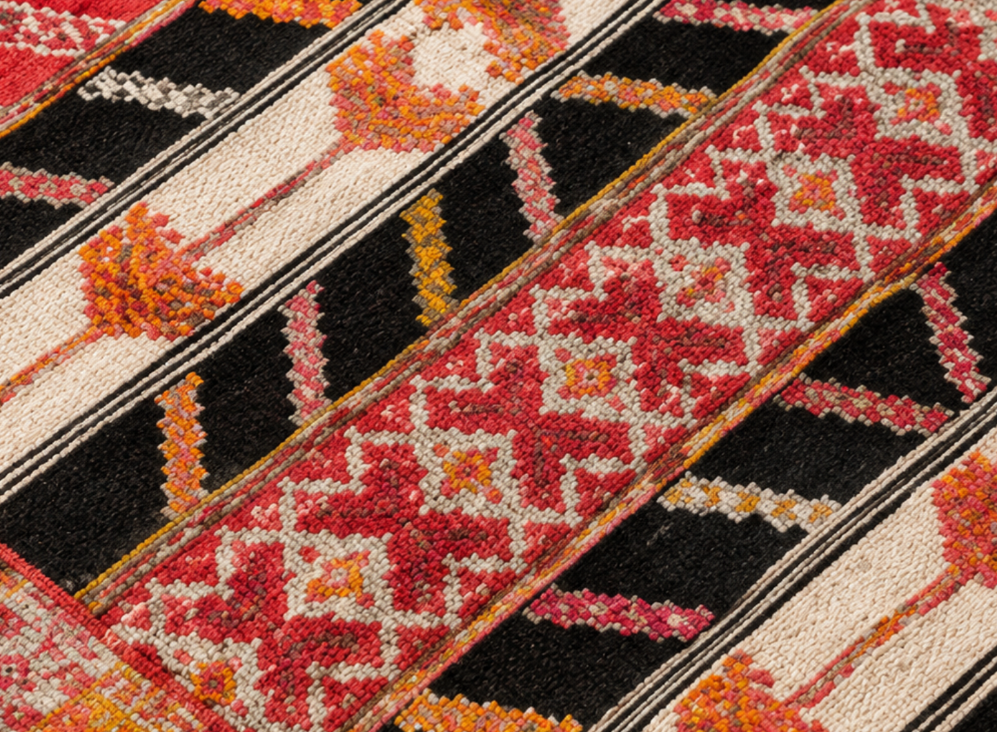 Rim Moroccan Rug 8.5' x 5.3'