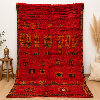 Vintage Moroccan Tribal Rug 7.5x4.2 ft / 230x132cm