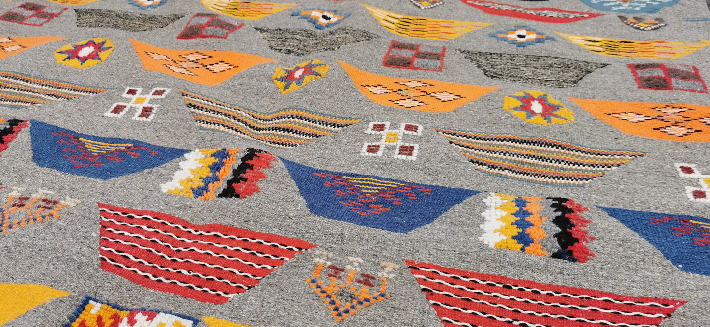 Tighri Moroccan Rug 8.7' x 5.11'