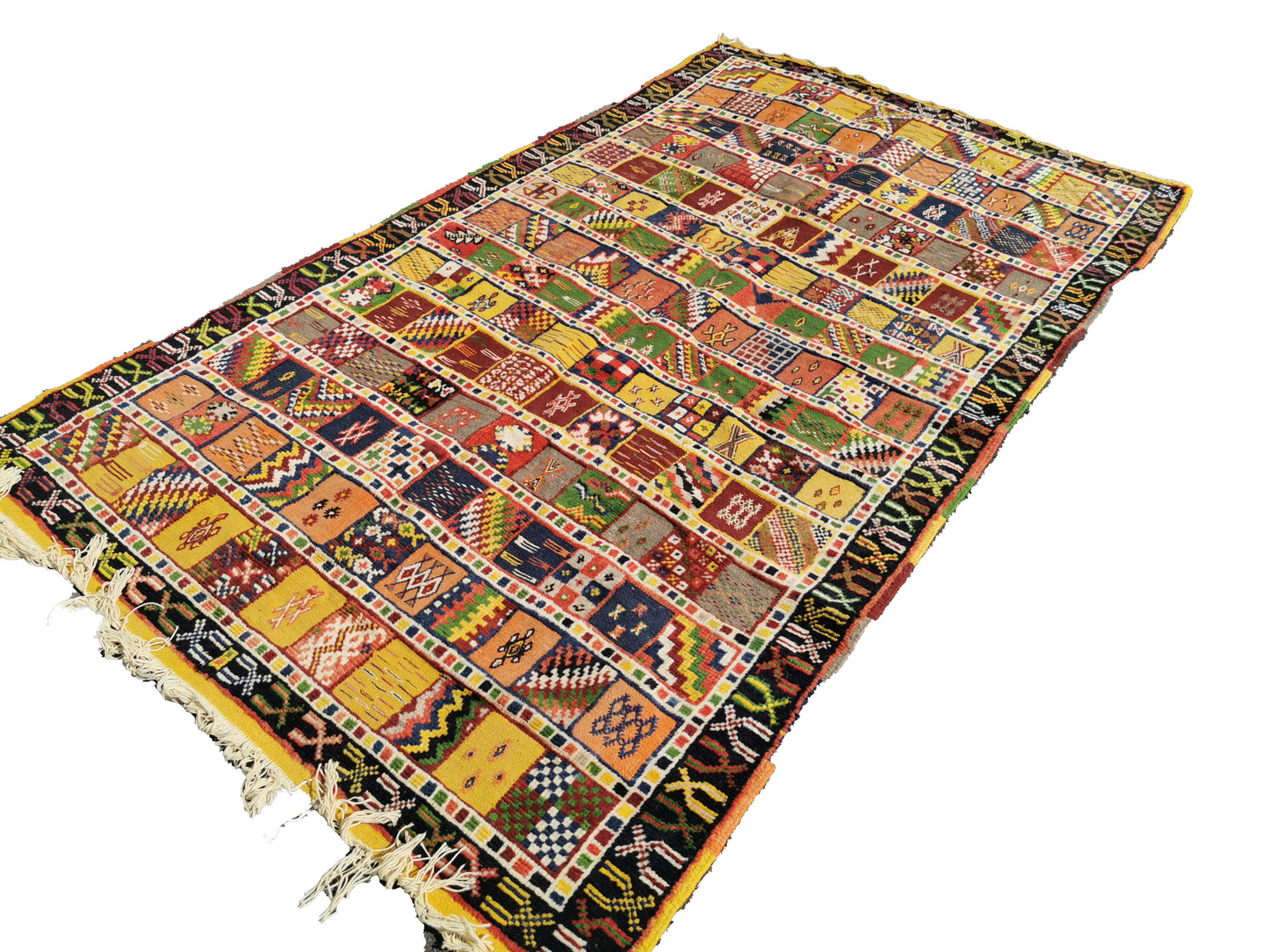 Noura Moroccan Rug 8.2' x 4.9'