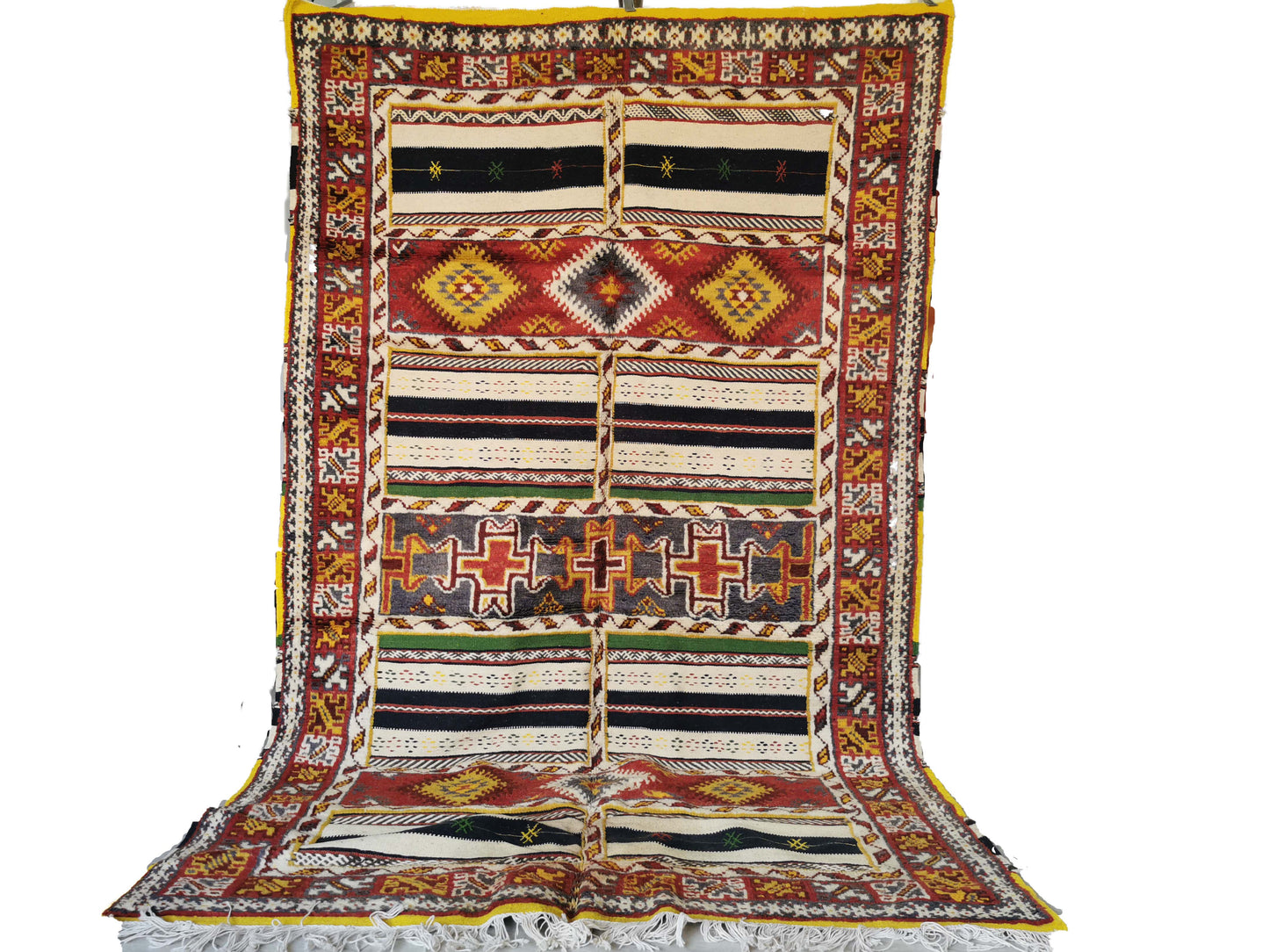 Authentic Handwoven Moroccan Taznakht Rug – Handwoven 8.2x4.8 ft/ 250x148cm