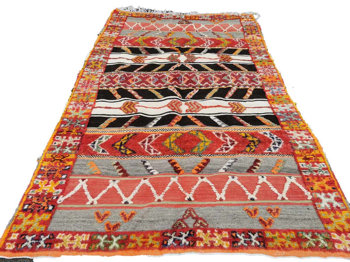 Rim Moroccan Rug 8.5' x 5.3'