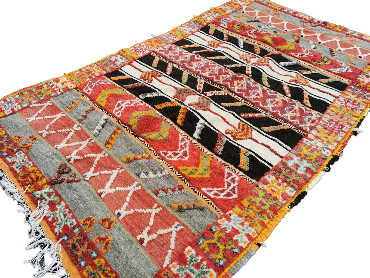Rim Moroccan Rug 8.5' x 5.3'