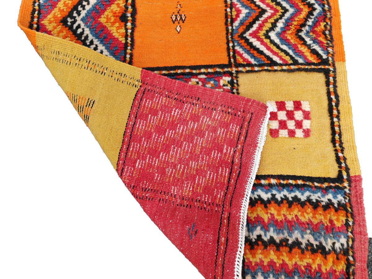 RT41.  Moroccan Berber Runner. 8.5×1.9 Ft/  260×60 cm