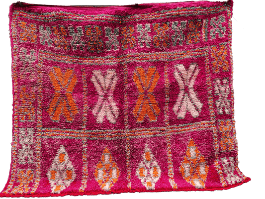 R247- Vintage Moroccan Berber Rug. 100% Wool Carpet-175x147cm
