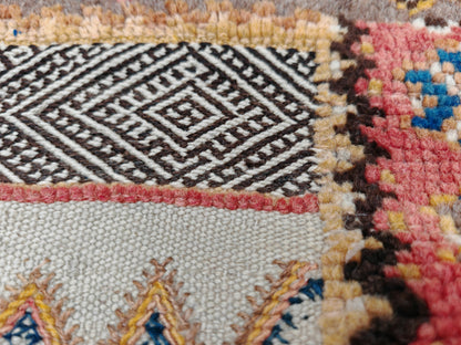 Vintage Moroccan Taznakht Rug 175x120cm