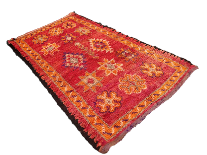 R312-Vintage Moroccan Rug – Handwoven Amazigh Artistry 100% wool 190x108 cm
