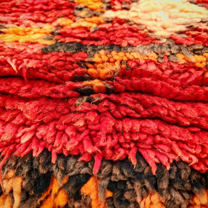 Vintage Moroccan Tribal Rug 7.5x4.2 ft / 230x132cm