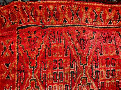 Amal Vintage Moroccan  Rug  100% wool -7.5x5.9 ft/ 230x180cm