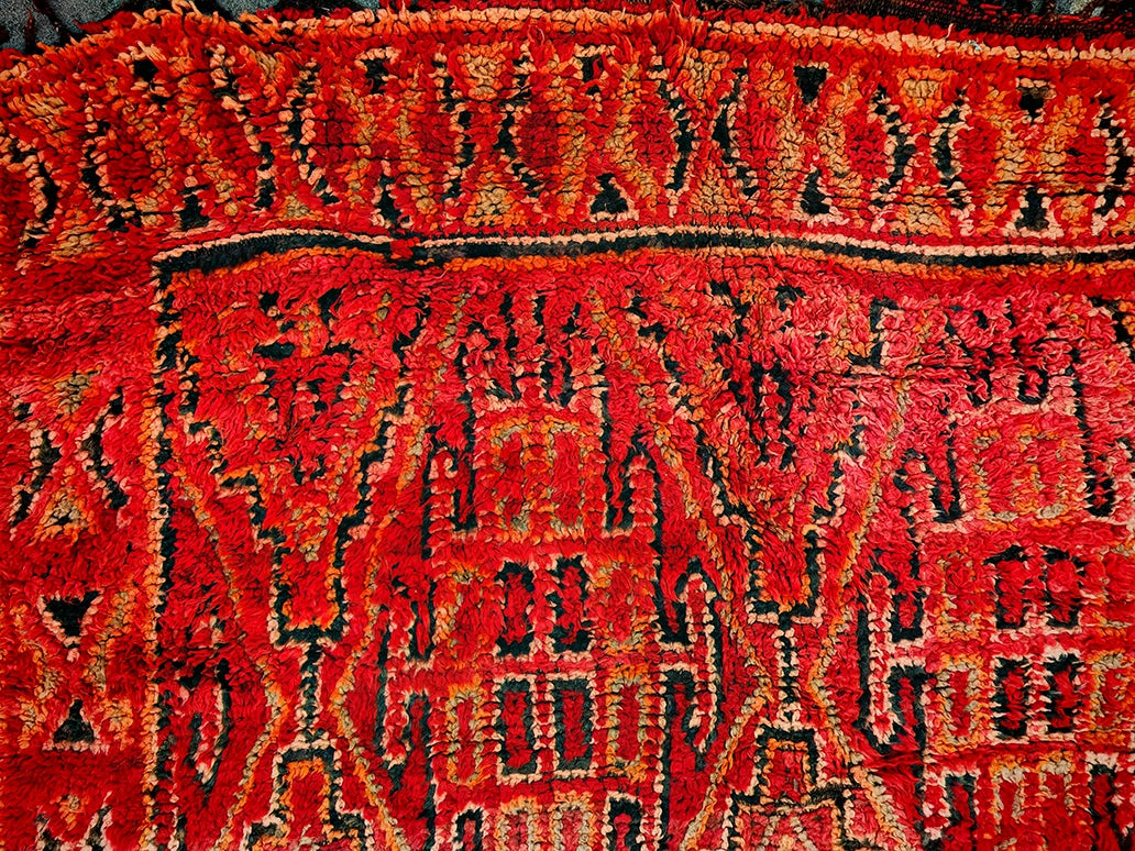 Amal Vintage Moroccan  Rug  100% wool -7.5x5.9 ft/ 230x180cm
