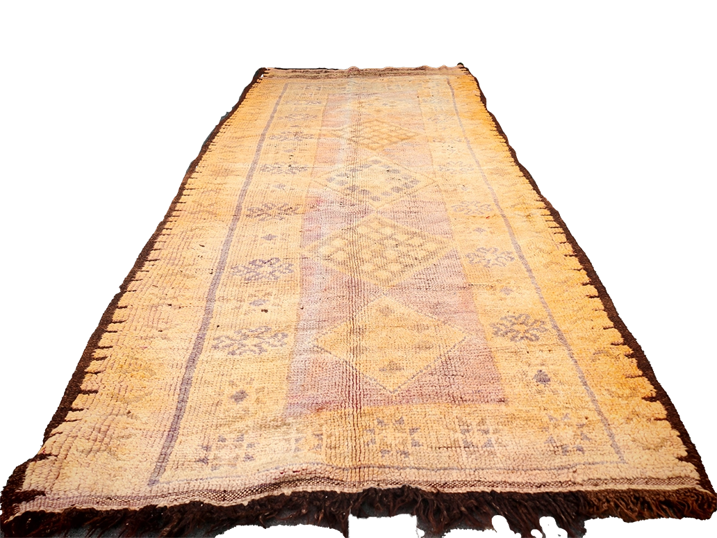 Zahra Vintage Moroccan Taznakht Rug/ 9x4.1 ft - 280x125cm