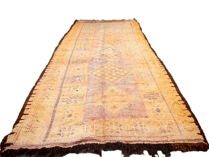 Zahra Vintage Moroccan Taznakht Rug/ 9x4.1 ft - 280x125cm