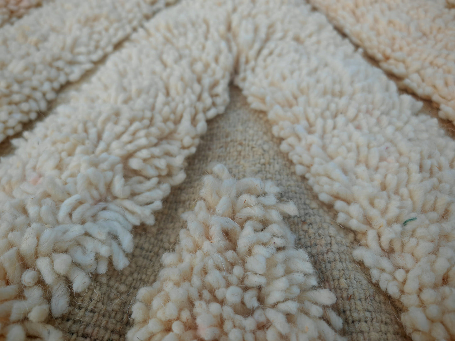 Hasna Berber Moroccan Rug 8.2x5.2/ 250x158cm