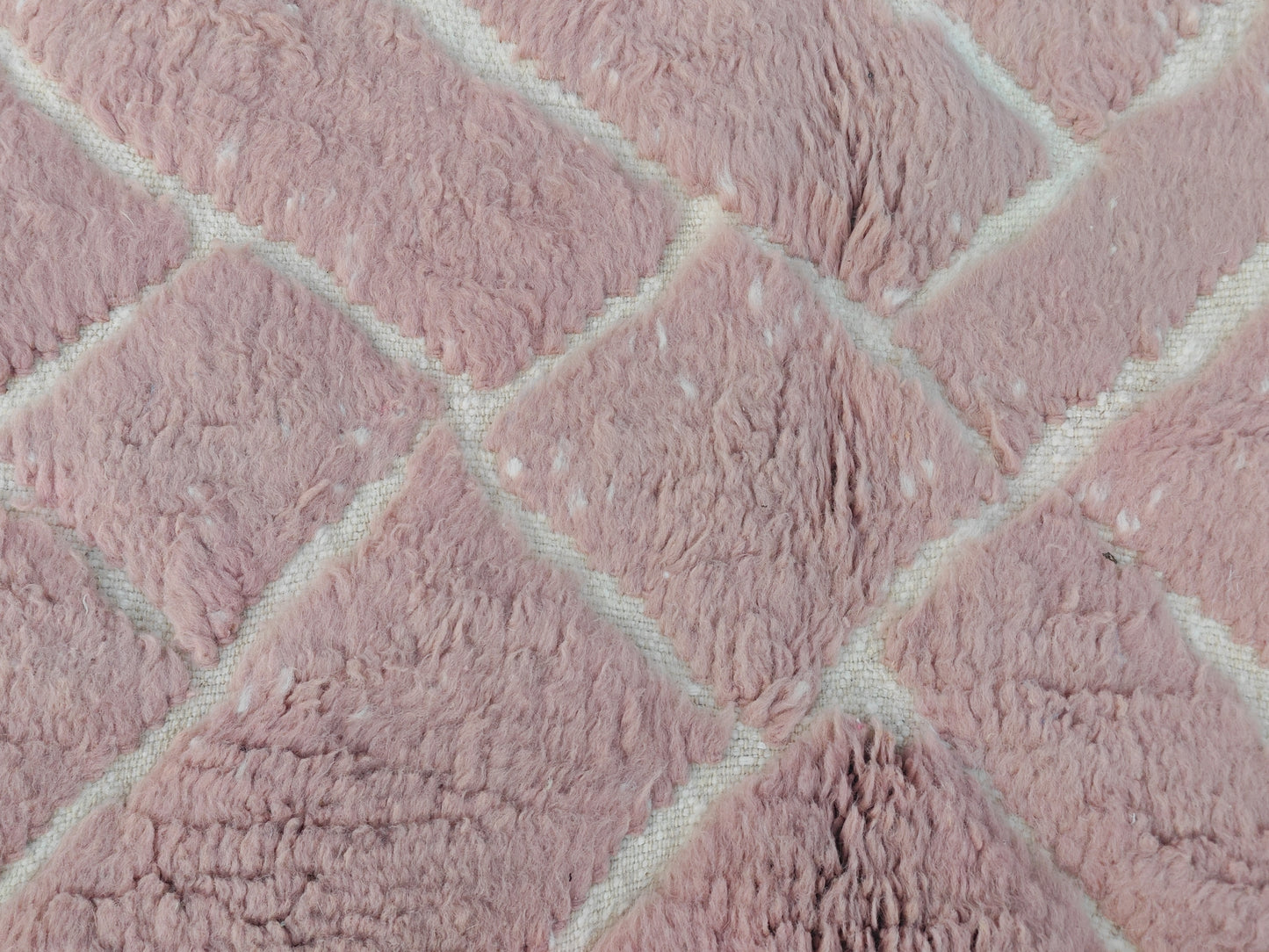Rim Pink Moroccan Berber Rug- 7.5x5.1 ft/ 230x158cm