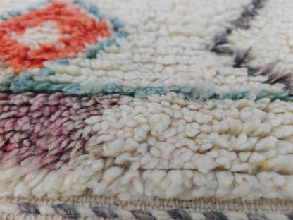 Rajae Moroccan Berber Rug 8.5x5 ft/ 260x155