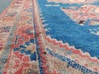Wissal . Handmade Vintage Rug. 8x5 ft/  260x154cm