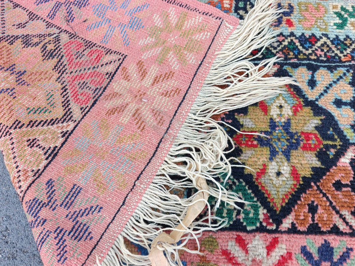 Imane. Handmade Vintage Rug 9x6 ft/ 300x200 cm