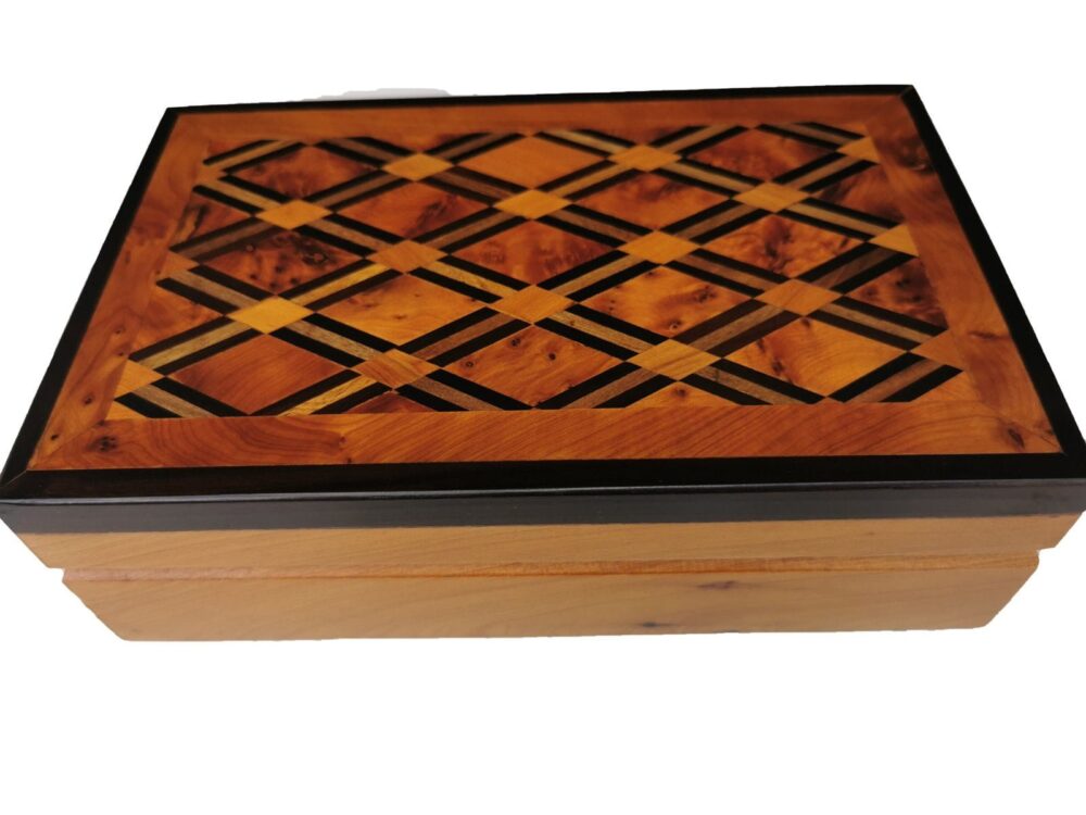 T124- Handmade Wooden Burl Box. 8.6x5.5 Inlaid Jewellery/Cufflinks Box 22x14 cm - Image 2