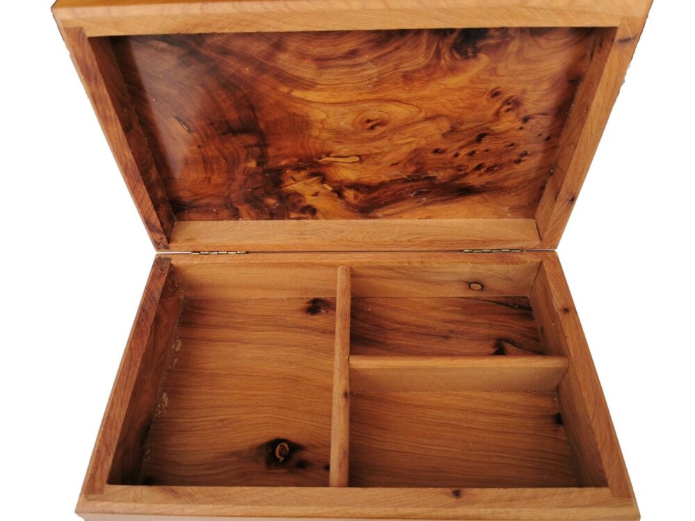 T124- Handmade Wooden Burl Box. 8.6x5.5 Inlaid Jewellery/Cufflinks Box 22x14 cm - Image 4