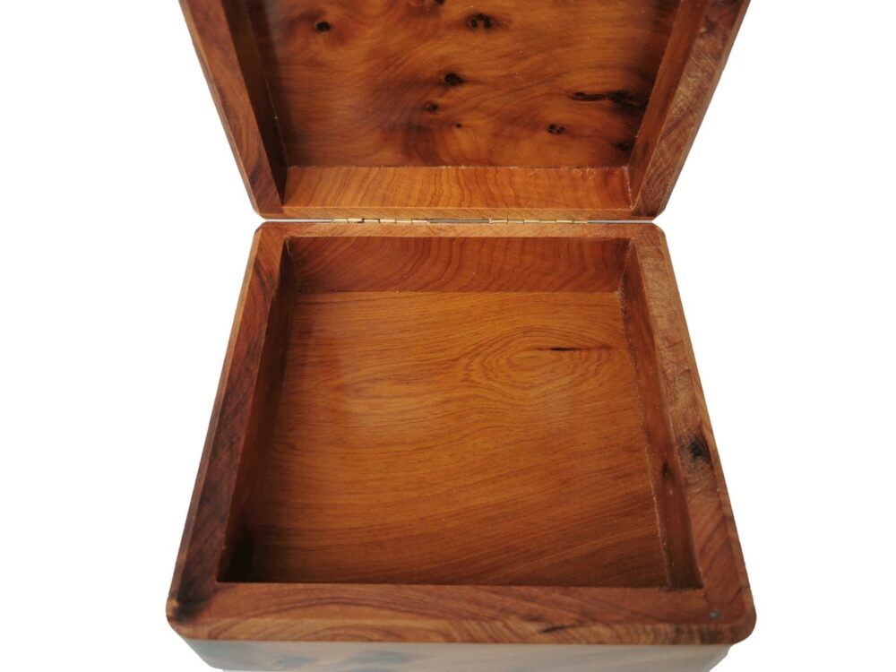 T125- Handmade Square Wooden Burl Box. Jewellery/Cufflinks Box 5.1x5.1 ft - Image 3