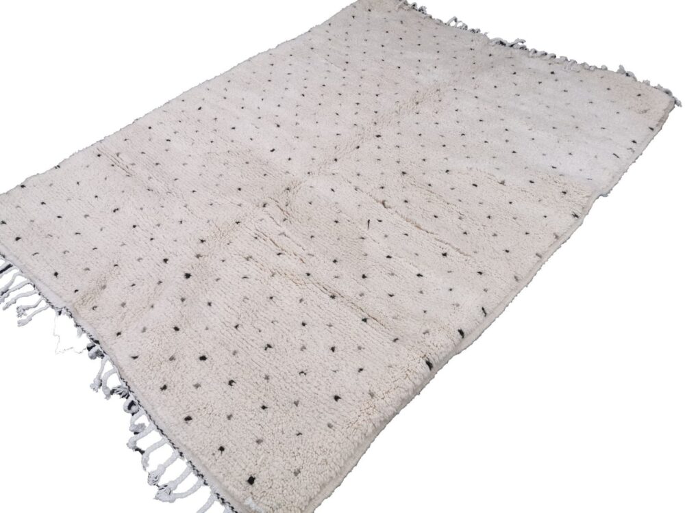 R 203- Authentic Cream Beni Ouarain Moroccan Rug 100%wool Berber Carpet 220x160 cm 7.2x5.2 ft - Image 3